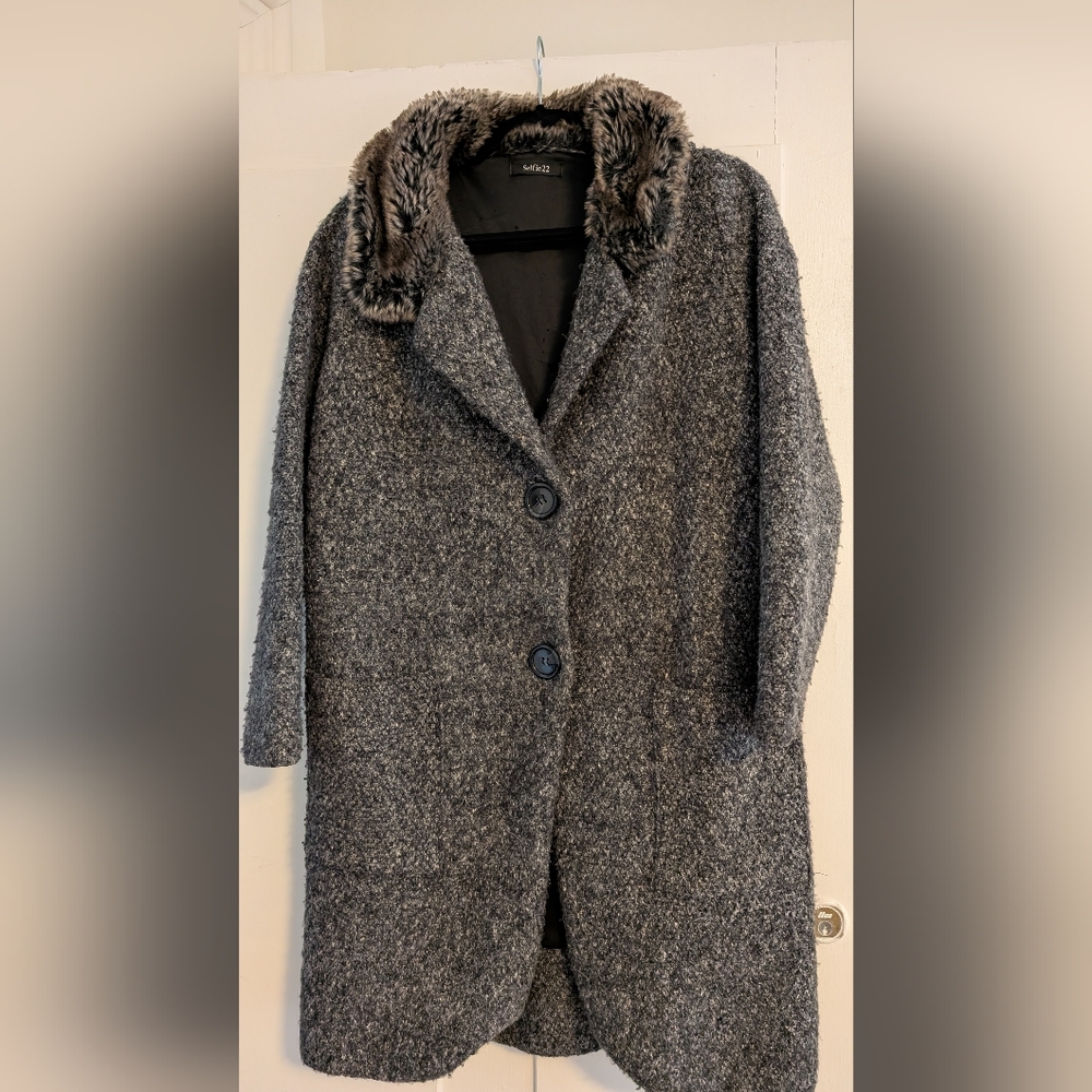 Selfie 22 Wool Blend Coat with Faux Fur Trim